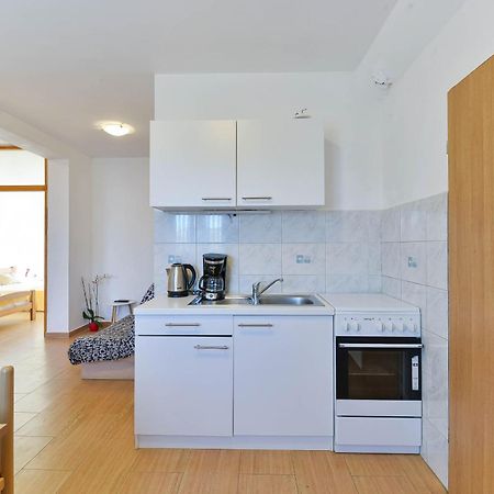 Apartments Adria Turanj Kültér fotó